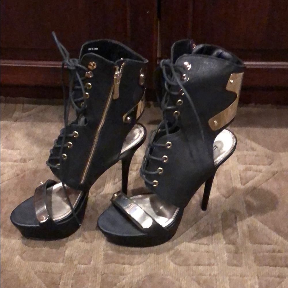 Bebe Natasha platform open toe bootie